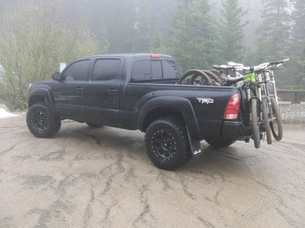 transporting mountain bike in truck